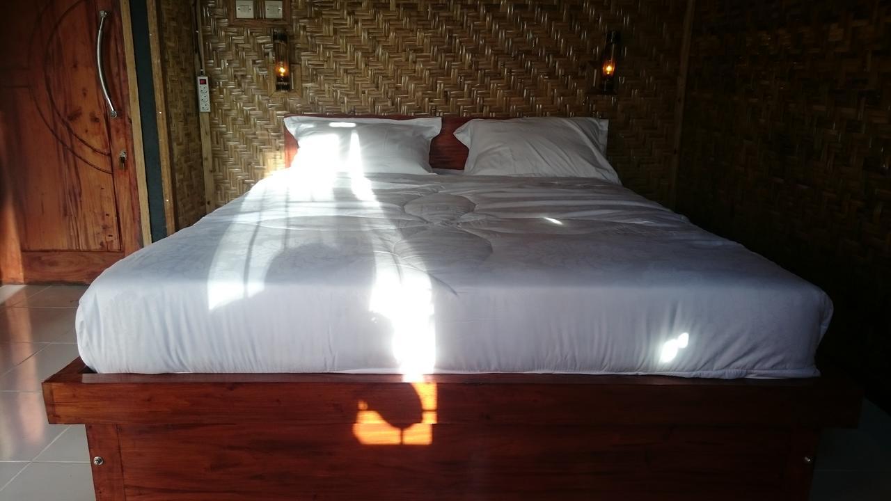 Aryasuta Bungalow Tetebatu Exterior foto